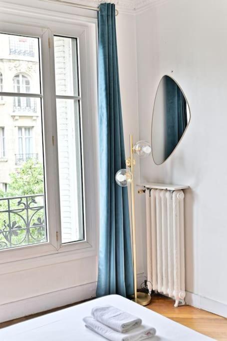 Haussmannien Lumineux Et