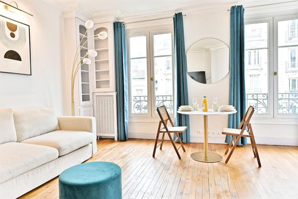 Haussmannien Lumineux Et